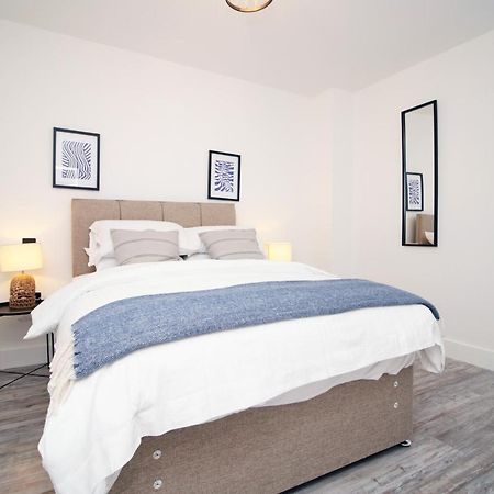 Kingsbridge Point - Cosy One Bed Apartments Near Town Centre, Swindon Dış mekan fotoğraf