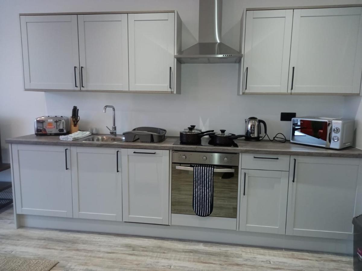 Kingsbridge Point - Cosy One Bed Apartments Near Town Centre, Swindon Dış mekan fotoğraf