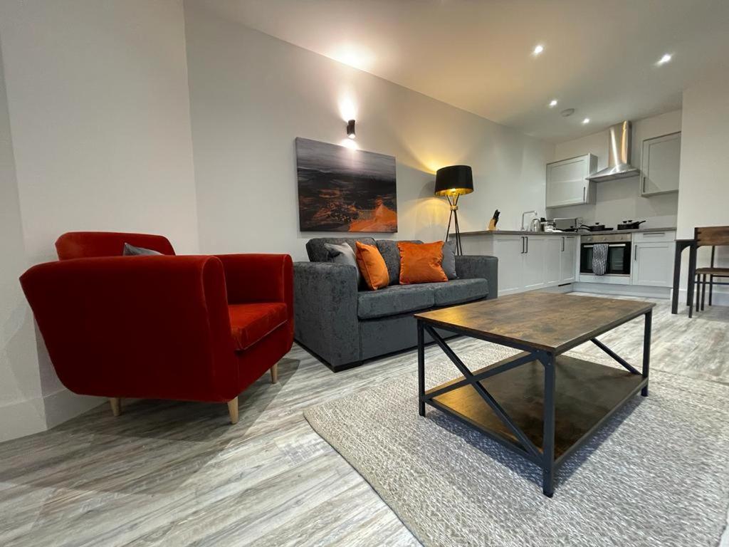 Kingsbridge Point - Cosy One Bed Apartments Near Town Centre, Swindon Dış mekan fotoğraf