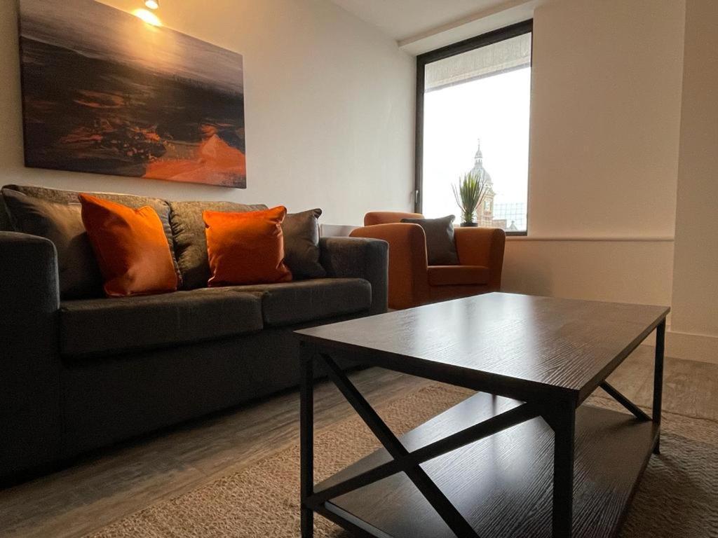 Kingsbridge Point - Cosy One Bed Apartments Near Town Centre, Swindon Dış mekan fotoğraf