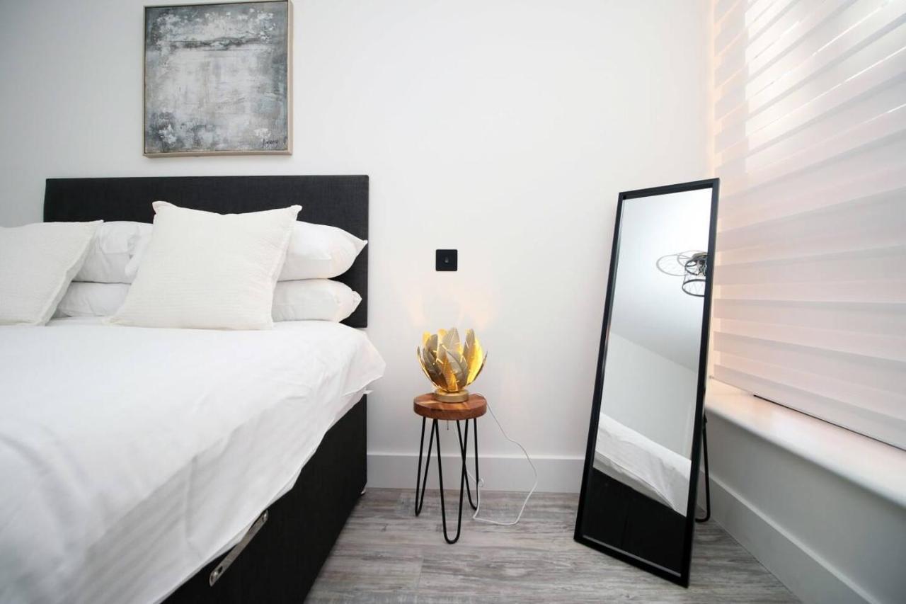 Kingsbridge Point - Cosy One Bed Apartments Near Town Centre, Swindon Dış mekan fotoğraf