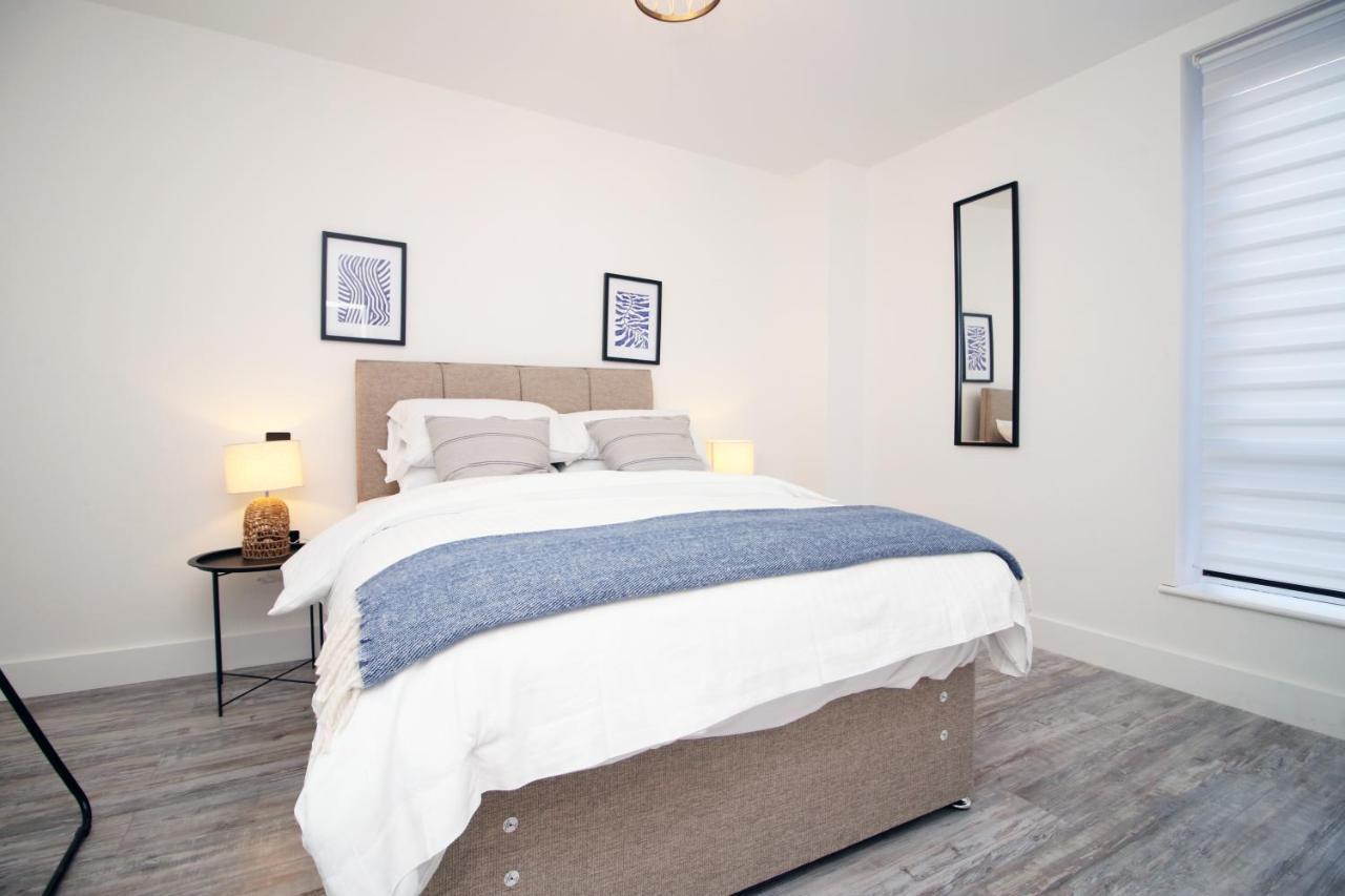 Kingsbridge Point - Cosy One Bed Apartments Near Town Centre, Swindon Dış mekan fotoğraf