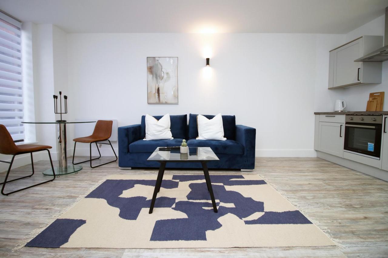 Kingsbridge Point - Cosy One Bed Apartments Near Town Centre, Swindon Dış mekan fotoğraf